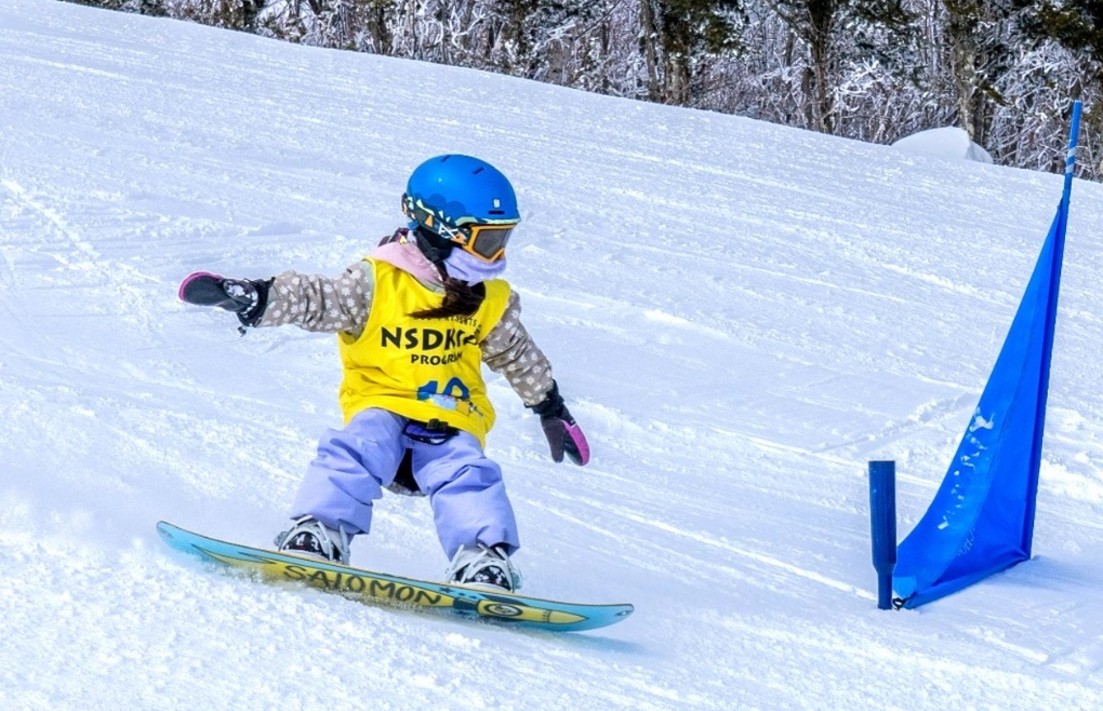 子供と一緒に雪山へ行こうNSDキッズプログラム